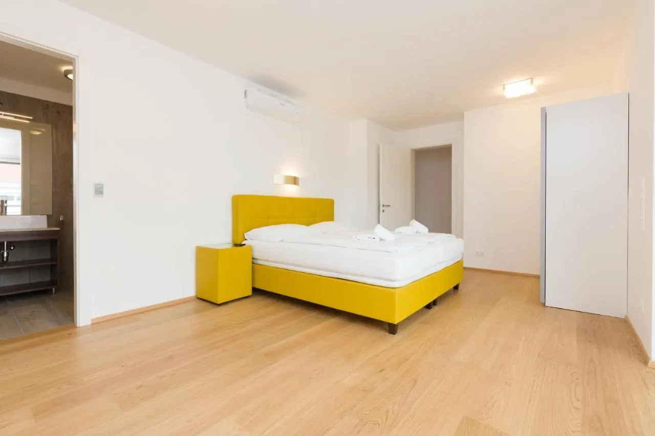 Central Riverside Residences Vienna Apartment