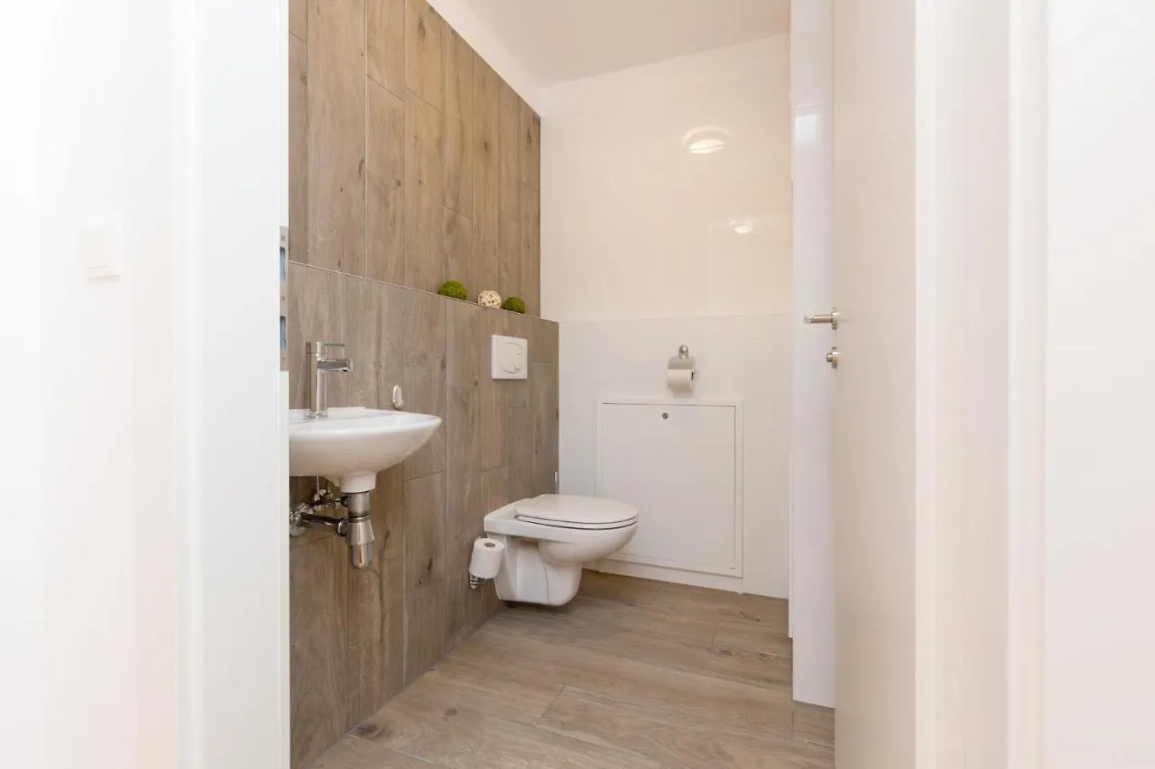 Central Riverside Residences Vienna Apartment
