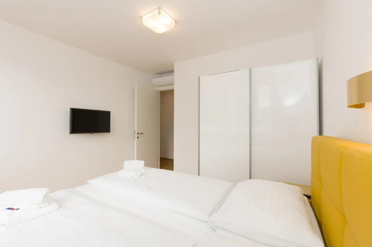 Apartment Central Riverside Residences Vienna