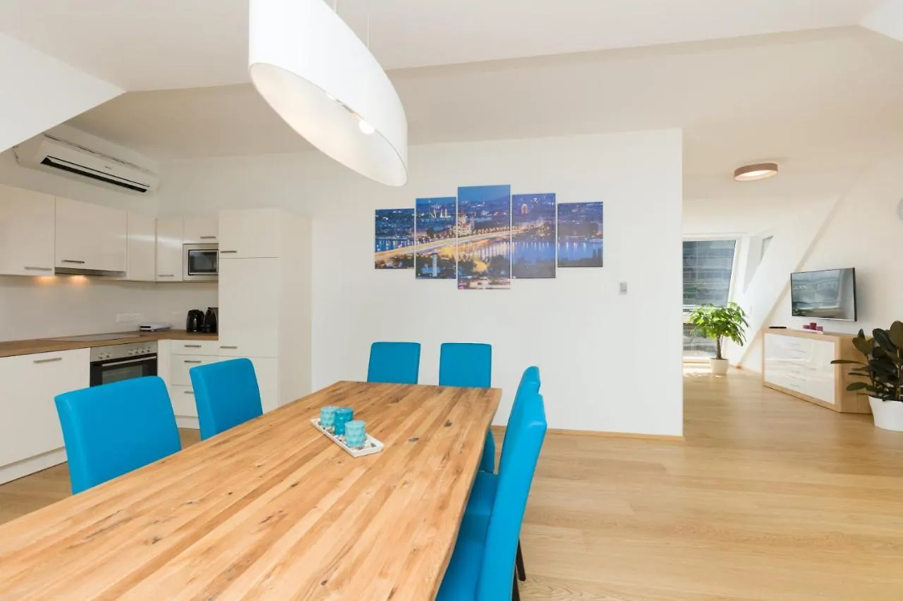 Apartment Central Riverside Residences Vienna Austria