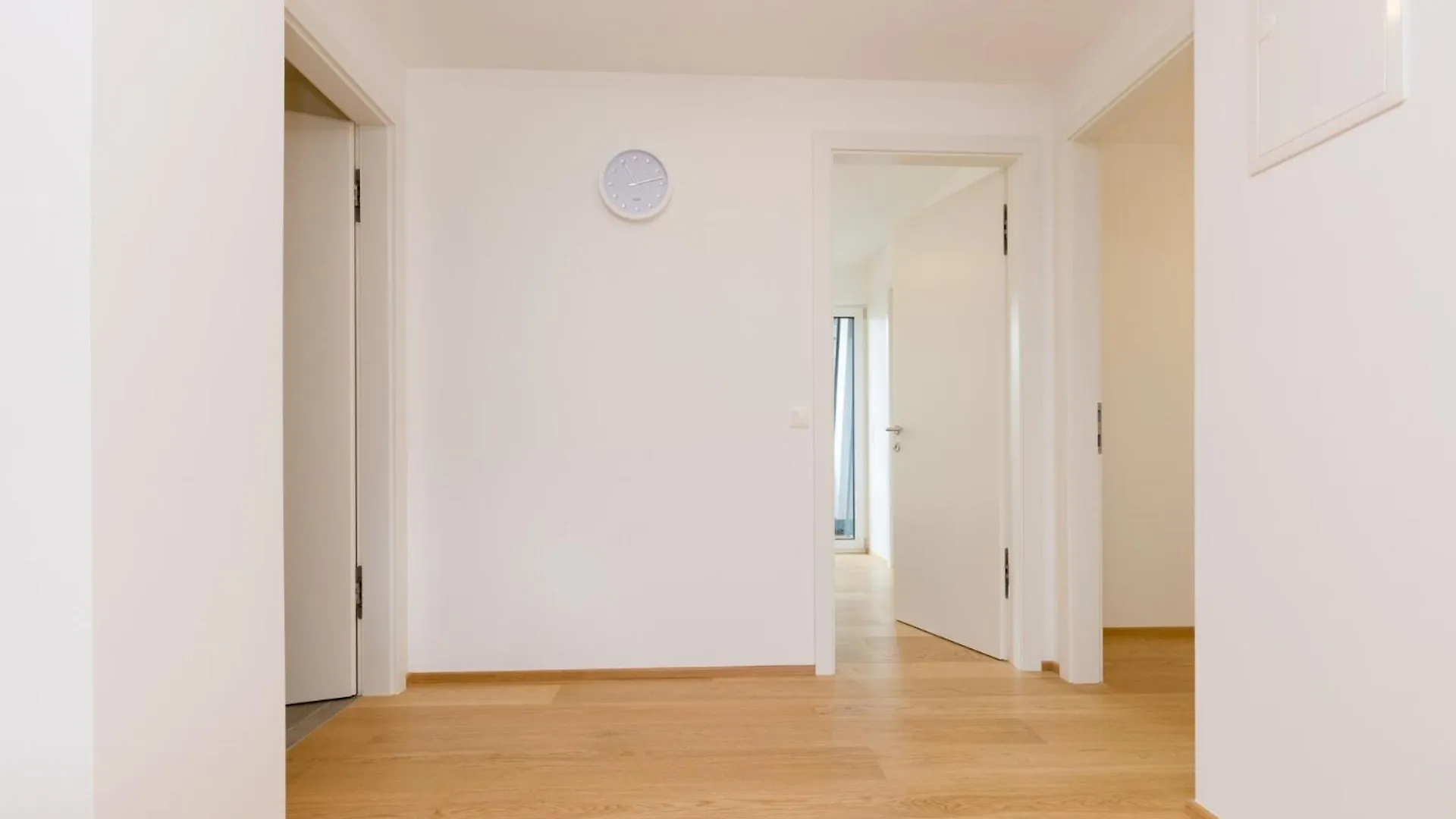 Central Riverside Residences Vienna 0*,