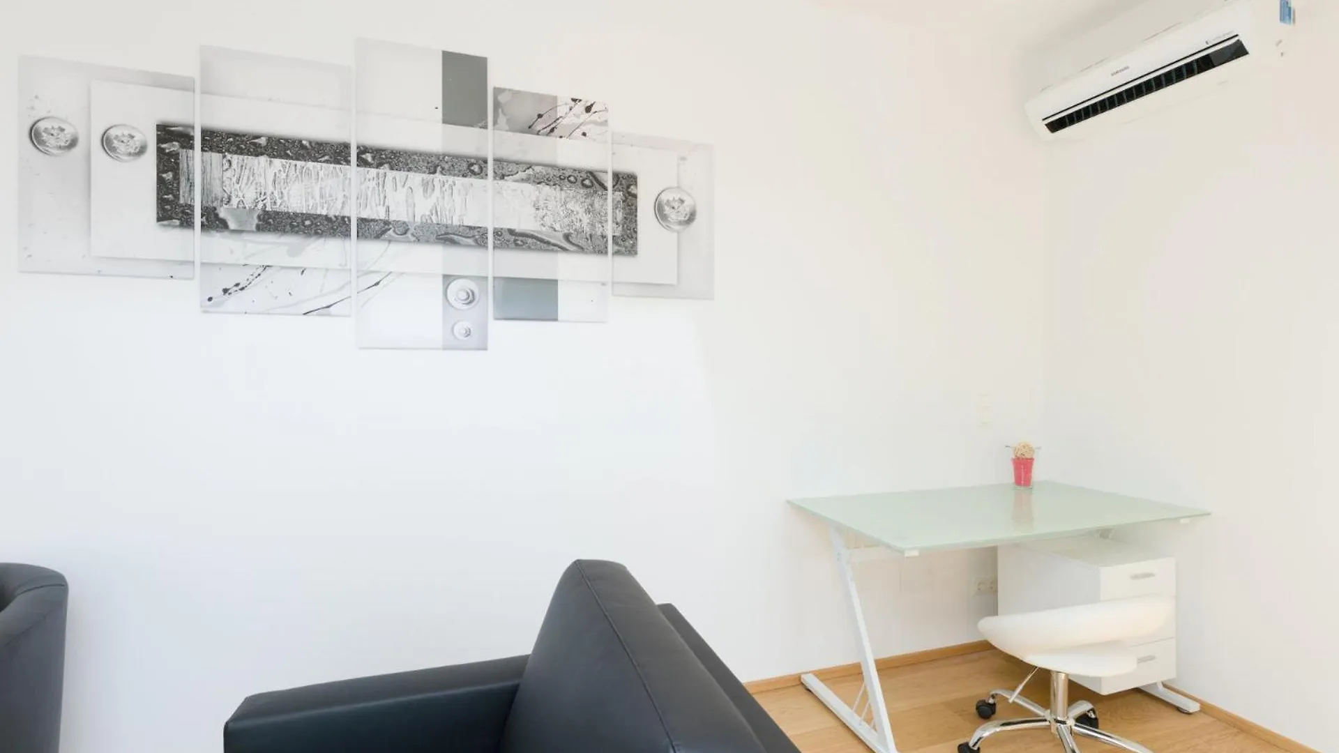 Apartment Central Riverside Residences Vienna